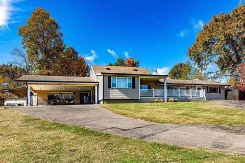 1795 Sky Meadow Dr, Hamilton, OH 45013