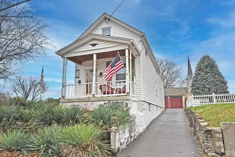 29 Baker Ave, Saint Bernard, OH 45217