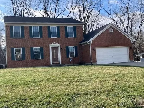 5273 Chapel Ln, Mason, OH 45040