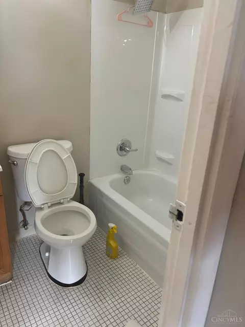 2358 Harrison Ave, Cincinnati, OH 45211 photo 7