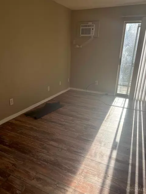 2358 Harrison Ave, Cincinnati, OH 45211 photo 15