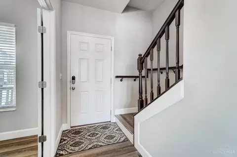 Entry Way - 1233 Michael Dr, Harrison, OH 45030 photo 3 of 4