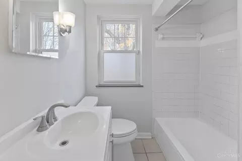 Bath - 5541 Vogel Rd, Cincinnati, OH 45239 photo 1 of 3