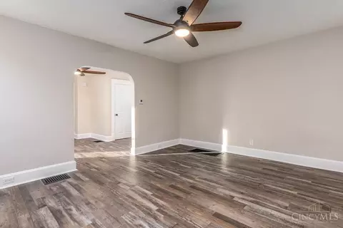 Living - 1657 Dewey Ave, Cincinnati, OH 45205 photo 1 of 5