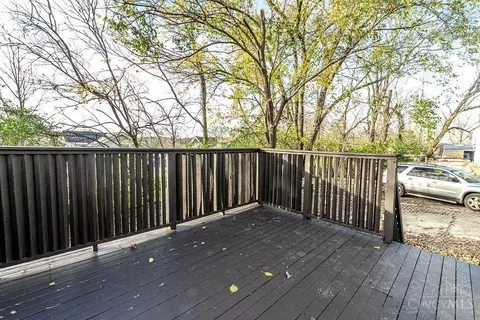 Exterior - 1657 Dewey Ave, Cincinnati, OH 45205 photo 7 of 7