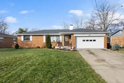 7995 Merrymaker Ln, Cincinnati, OH 45236 photo 2