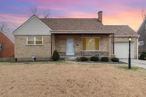 6422 Golfway Dr, Cincinnati, OH 45239 photo 3