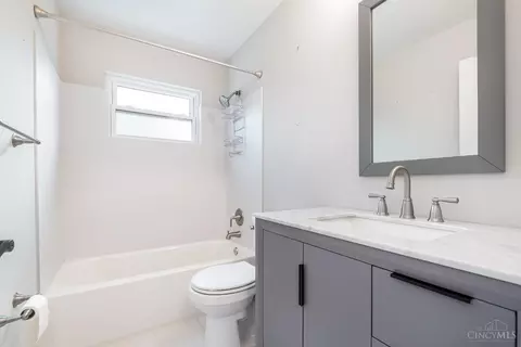 6422 Golfway Dr, Cincinnati, OH 45239 photo 9
