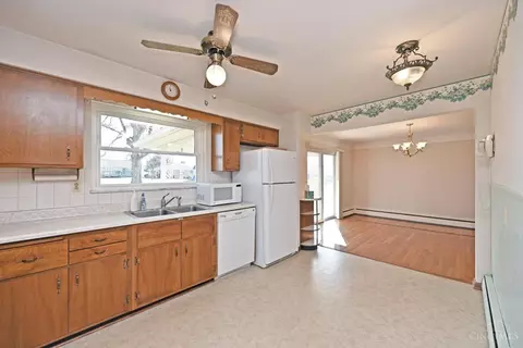 Kitchen - 8024 Merrymaker Ln, Cincinnati, OH 45236 photo 3 of 4