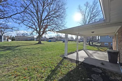 Exterior - 8024 Merrymaker Ln, Cincinnati, OH 45236 photo 7 of 10