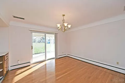 Dining - 8024 Merrymaker Ln, Cincinnati, OH 45236 photo 2 of 3
