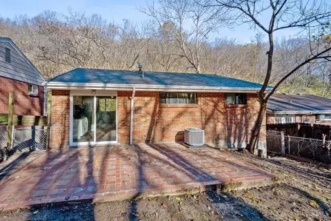 Exterior - 1976 Sunset Ln, Cincinnati, OH 45238 photo 1 of 2