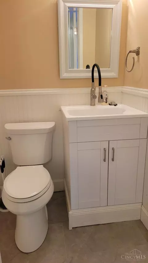 Bath - 527 Bessinger Dr, Forest Park, OH 45240 photo 2 of 2