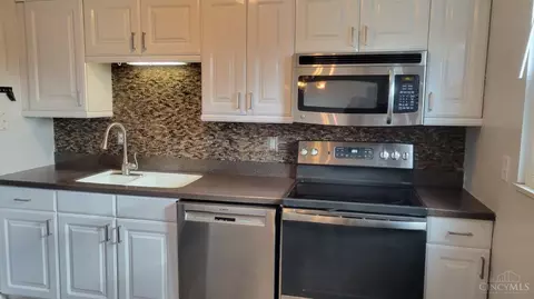 Kitchen - 527 Bessinger Dr, Forest Park, OH 45240 photo 1 of 1