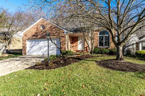 990 Wittshire Ln, Cincinnati, OH 45255