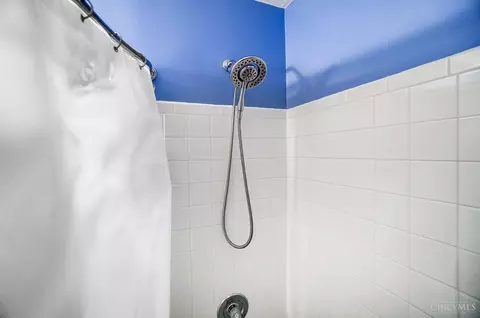 999 Cedar Ridge Dr, Cincinnati, OH 45245 photo 37
