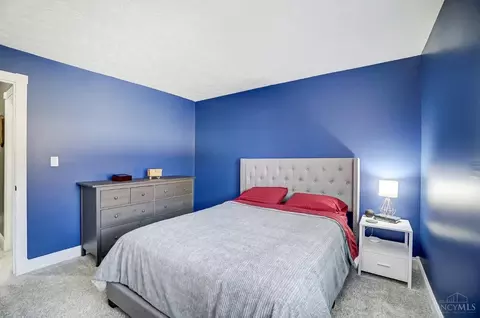 999 Cedar Ridge Dr, Cincinnati, OH 45245 photo 30