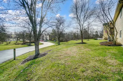 999 Cedar Ridge Dr, Cincinnati, OH 45245 photo 42