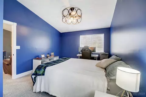 999 Cedar Ridge Dr, Cincinnati, OH 45245 photo 23