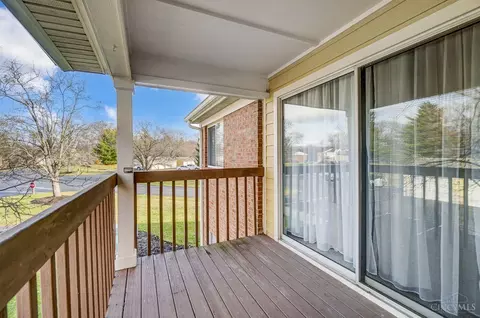 999 Cedar Ridge Dr, Cincinnati, OH 45245 photo 40
