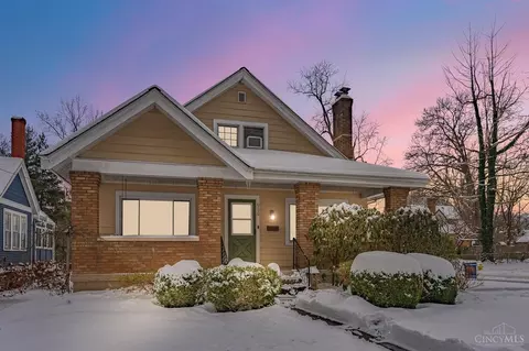 6129 Cambridge Ave, Cincinnati, OH 45230