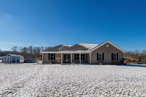6835 Johnson Rd, Blanchester, OH 45107