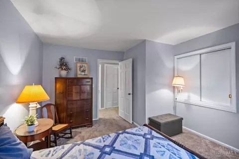 4450 Classic Dr, Blue Ash, OH 45241 photo 30