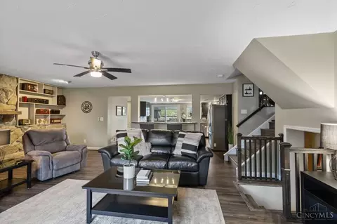 4450 Classic Dr, Blue Ash, OH 45241 photo 18