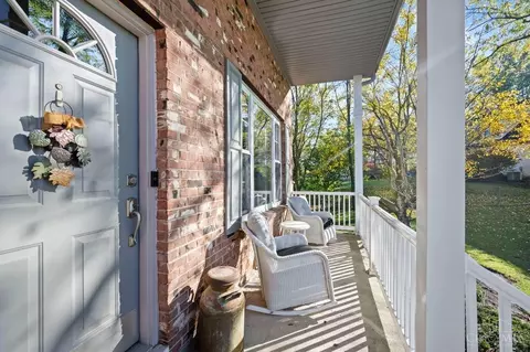 4450 Classic Dr, Blue Ash, OH 45241 photo 2