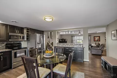 4450 Classic Dr, Blue Ash, OH 45241 photo 15