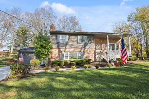 4450 Classic Dr, Blue Ash, OH 45241