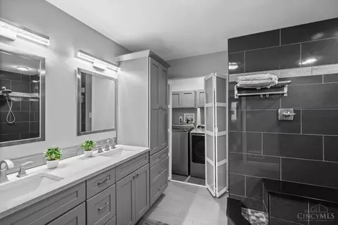 4450 Classic Dr, Blue Ash, OH 45241 photo 24