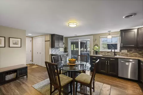 4450 Classic Dr, Blue Ash, OH 45241 photo 13