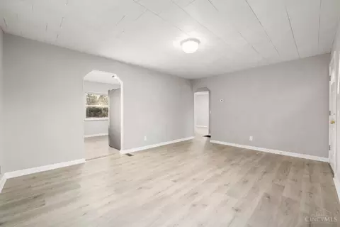 3220 Buell St, Cincinnati, OH 45211 photo 4