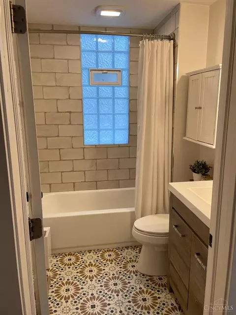 5757 Adelphi St, Cincinnati, OH 45227 photo 23