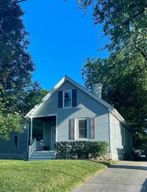5757 Adelphi St, Cincinnati, OH 45227 photo 3