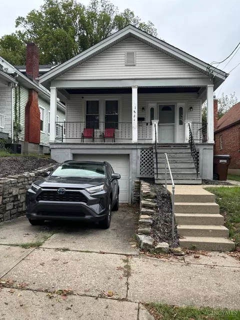 1834 Goodman Ave, North College Hill, OH 45239