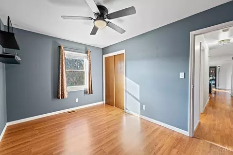 Bedroom - 11438 Dehaviland Dr, Cincinnati, OH 45231 photo 8 of 11