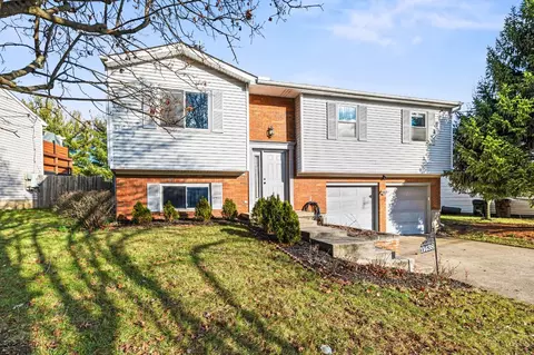 Exterior - 11438 Dehaviland Dr, Cincinnati, OH 45231 photo 3 of 13