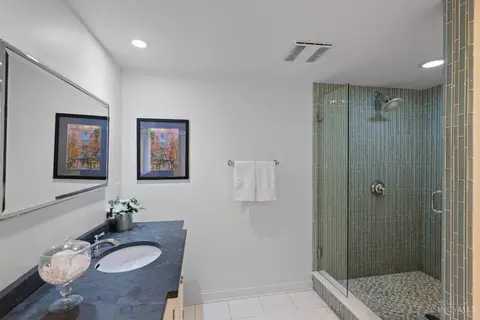 28 Hampton Ct, Cincinnati, OH 45208 photo 38