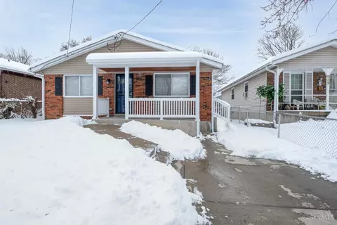 922 Schumard Ave, Lincoln Heights, OH 45215