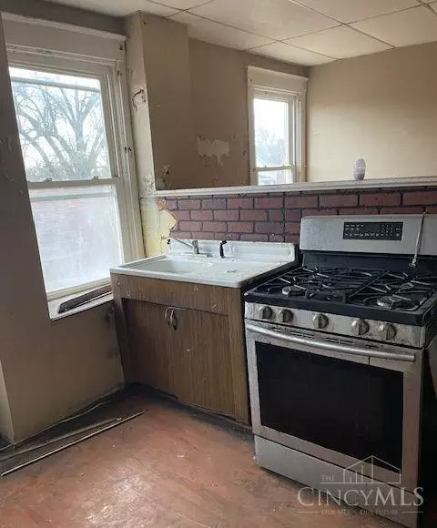 2792 Shaffer Ave, Cincinnati, OH 45211 photo 9