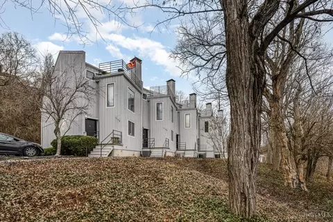 1758 Wm H Taft Rd, Cincinnati, OH 45206