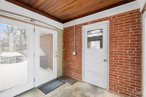 Exterior - 7634 Forest Rd, Cincinnati, OH 45255 photo 2 of 2