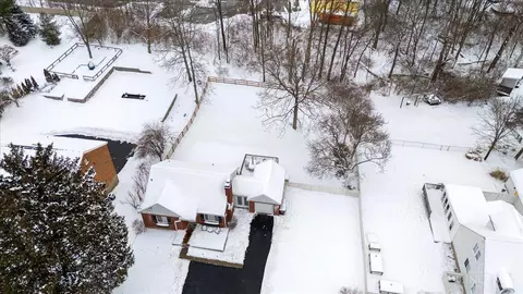 View/Area - 7634 Forest Rd, Cincinnati, OH 45255 photo 1 of 2