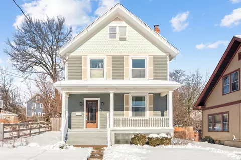 3250 Woodford Rd, Cincinnati, OH 45213