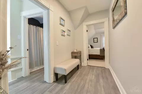 Entry Way - 400 Bradley Ave, Reading, OH 45215 photo 1 of 1