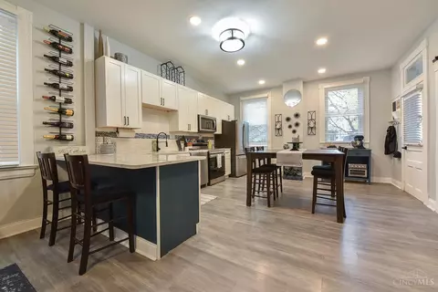 Kitchen - 400 Bradley Ave, Reading, OH 45215 photo 1 of 2