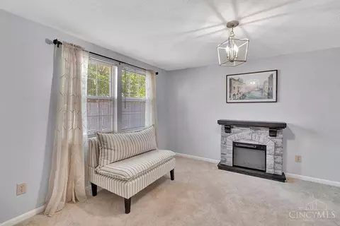 8050 Hetz Dr, Cincinnati, OH 45242 photo 7