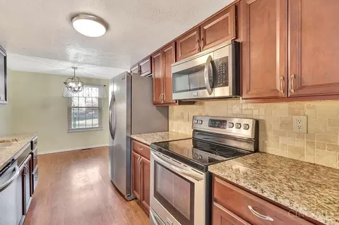 8050 Hetz Dr, Cincinnati, OH 45242 photo 9